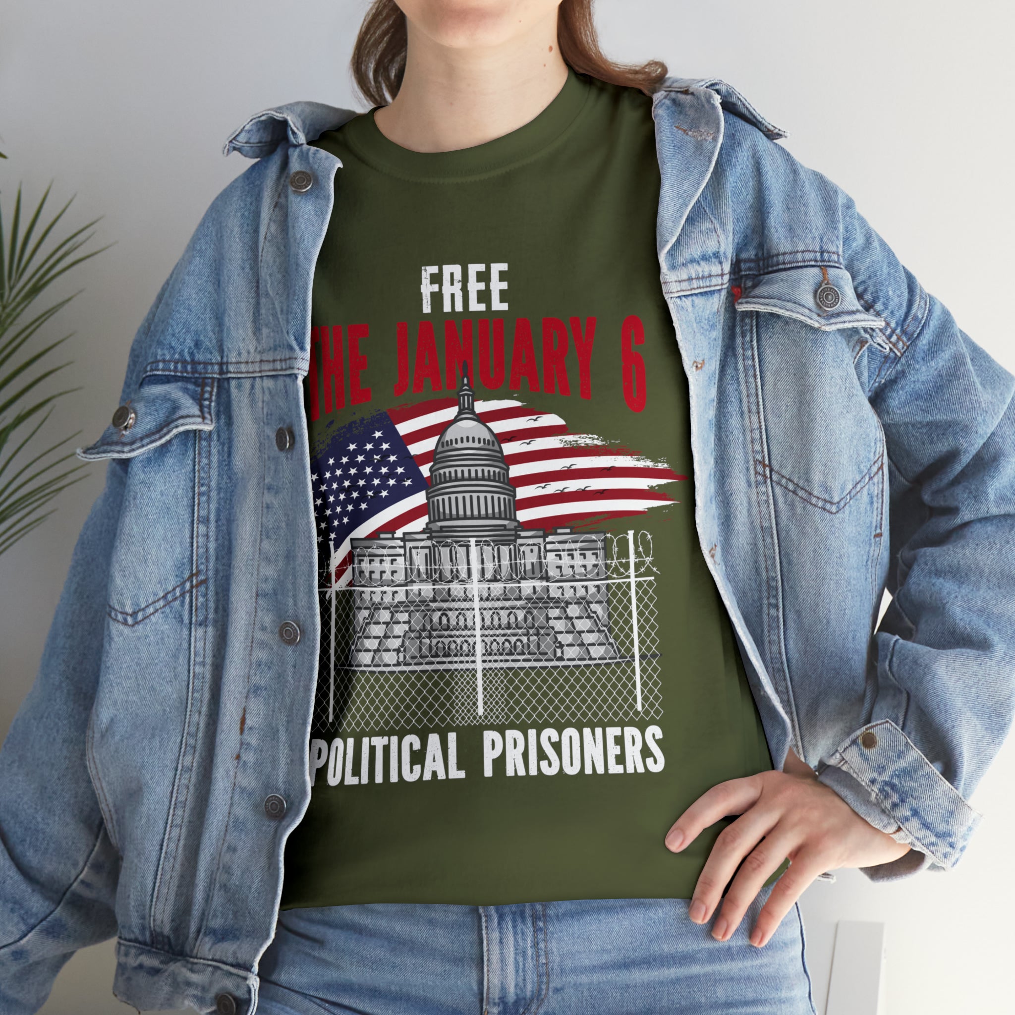 FREE THE  J6 POLITICAL PRISONERS   HEAVY COTTON TEE